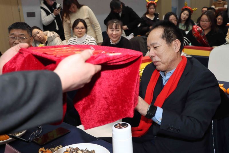 乘風(fēng)破浪&middot;筑夢(mèng)遠(yuǎn)航丨建杰年會(huì)盛典點(diǎn)燃2024